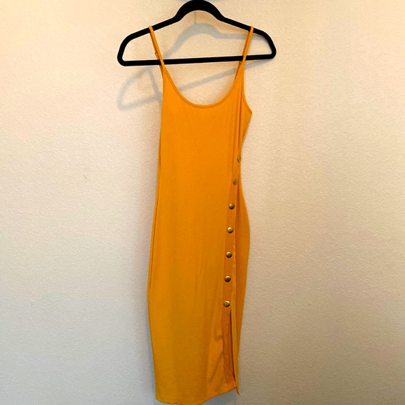Guess Dresses Guess Ribbed Mustard Yellow Tank Midi Dress With Gold
